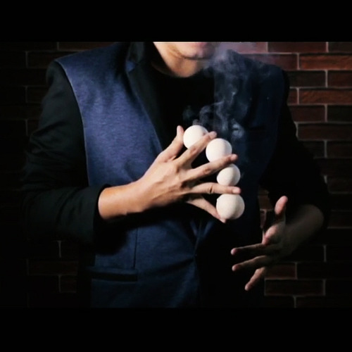 [구매대행]오토스모크볼 - 마술도구 마술용품 [pre order] Auto Smoke Ball * 3주 배송기간[구매대행]오토스모크볼 - 마술도구 마술용품 [pre order] Auto Smoke Ball * 3주 배송기간